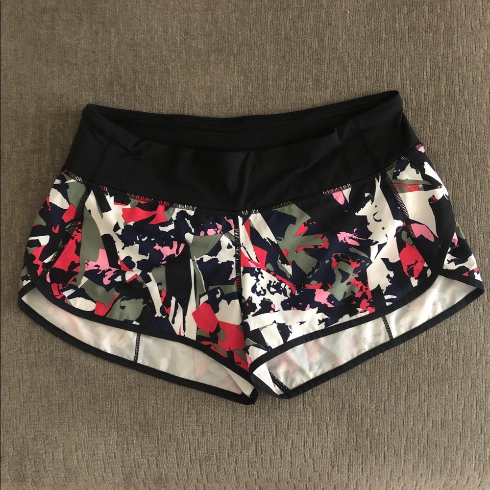 Lululemon Speed Up Shorts 2.5”